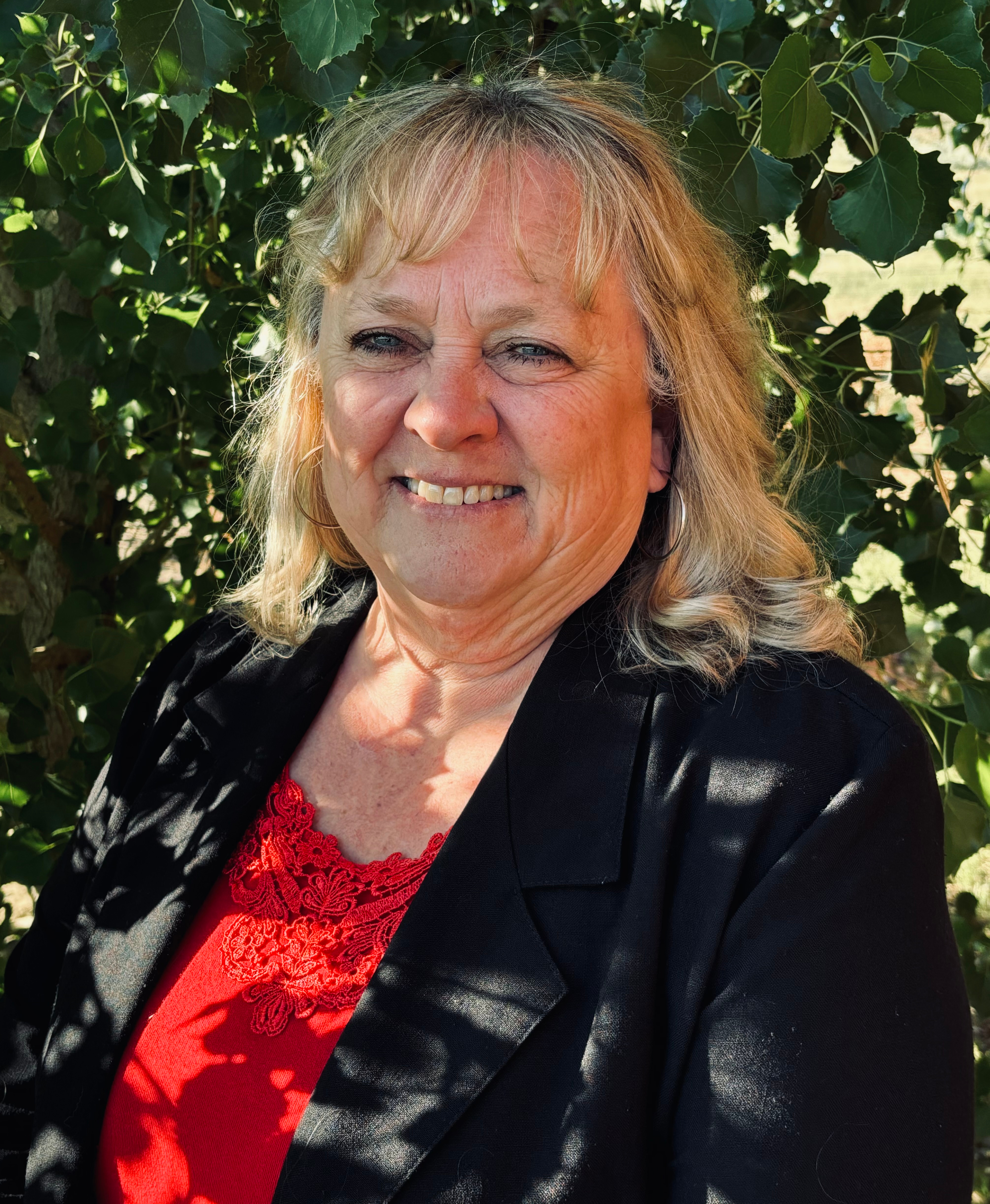 Vikki Taylor, Miles City Christine Weder